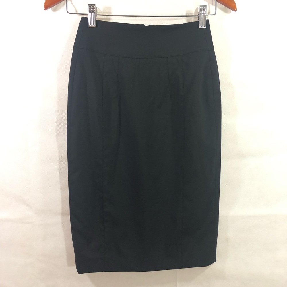 Burberry London basic black pencil skirt  size 0
